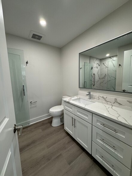 Building Photo - 386 Atwells Ave