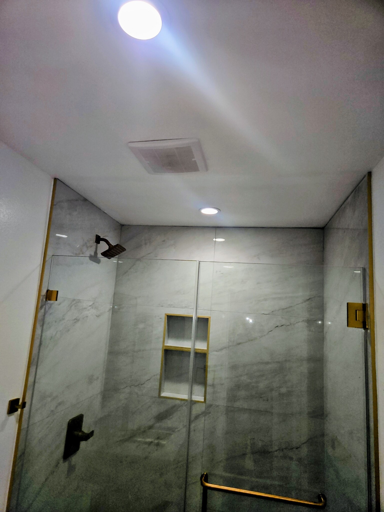 Building Photo - 141 Greentree Ln