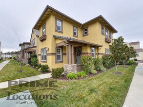 Building Photo - Fabulous upgrades