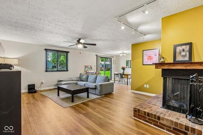 Building Photo - 8047 Pebble Creek Ct