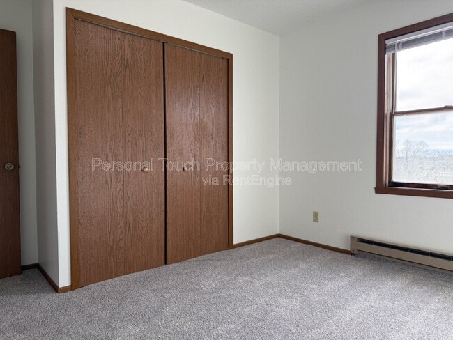 Building Photo - 1003 19th St SW