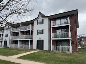 Building Photo - 291 S Gregory St