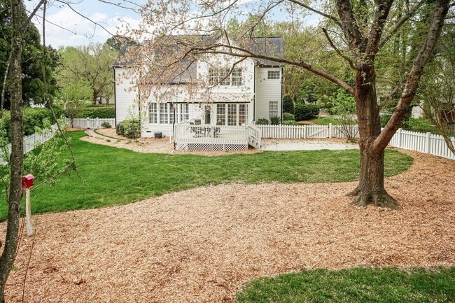 Building Photo - Meticulous Four Bedroom Dream Home!