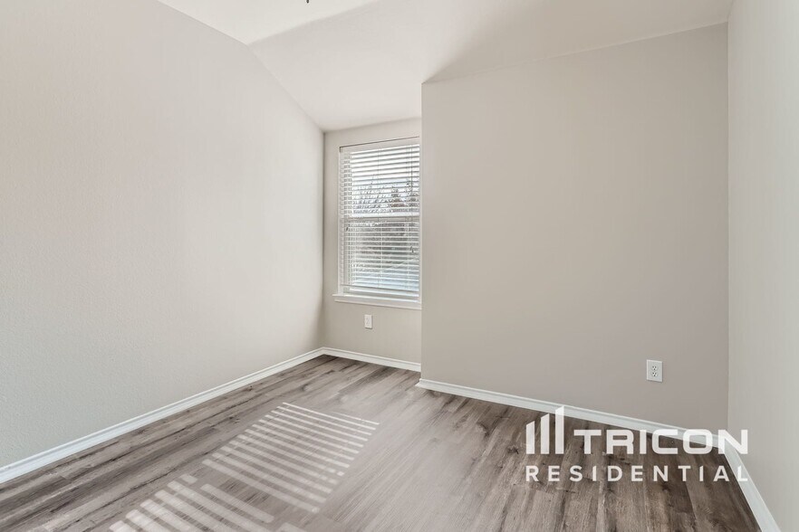 Building Photo - 3621 Spring Run Ln
