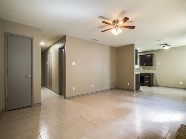 Building Photo - 7716 Sable Ln
