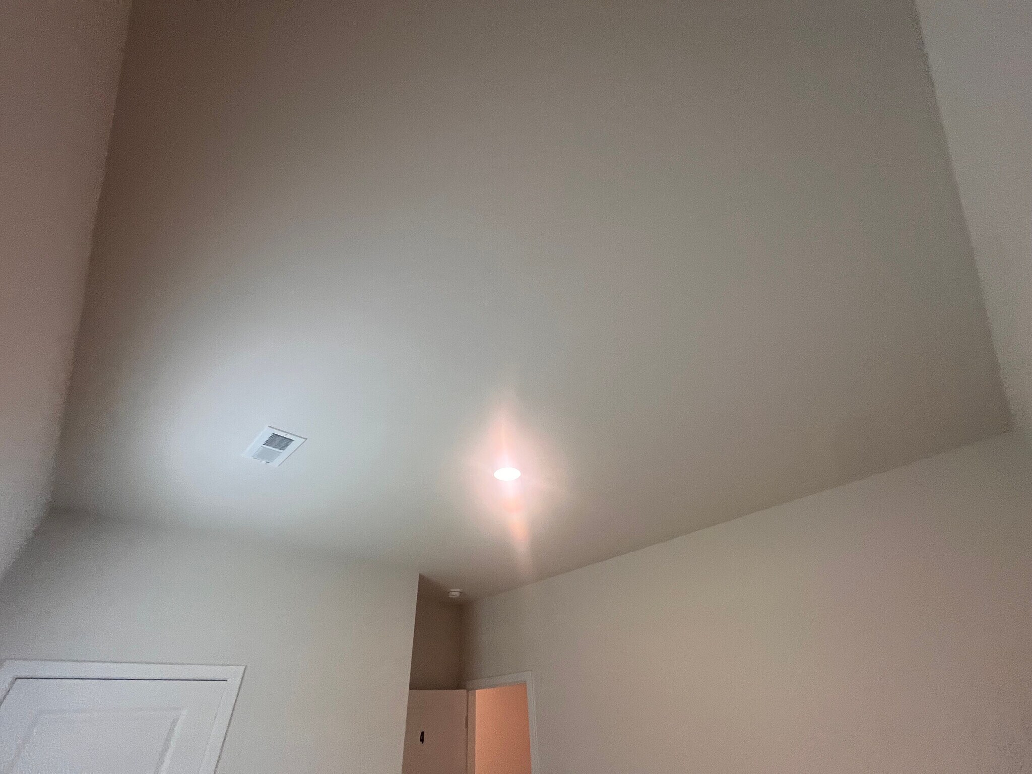 Building Photo - Room in House on Cramer Crk Dr