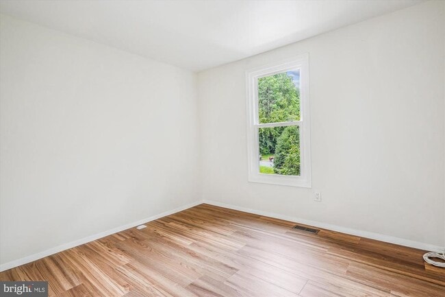 Building Photo - 8901 Gutman Ct