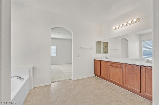 Building Photo - 9599 Vega Carpio Ave