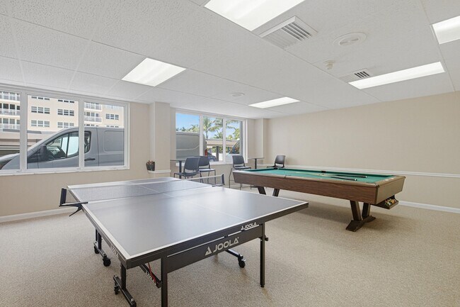Building Photo - 111 N Pompano Beach Blvd