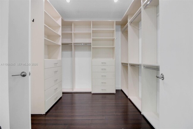 Building Photo - 6900 SW 104th St