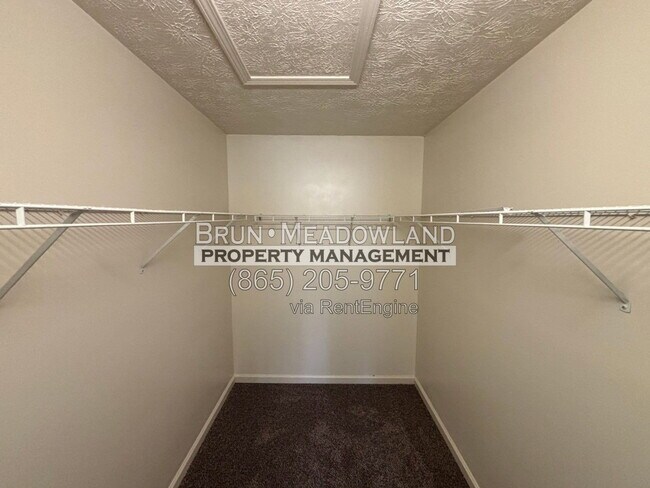 Building Photo - 820 Calypso Way