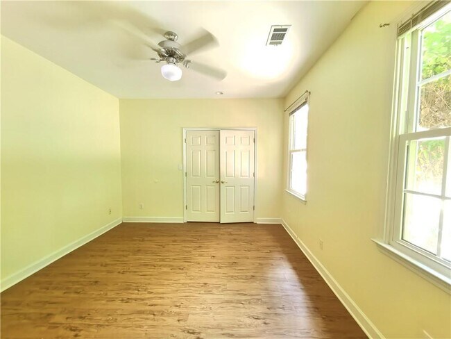 Building Photo - 4009 Treemont Ln
