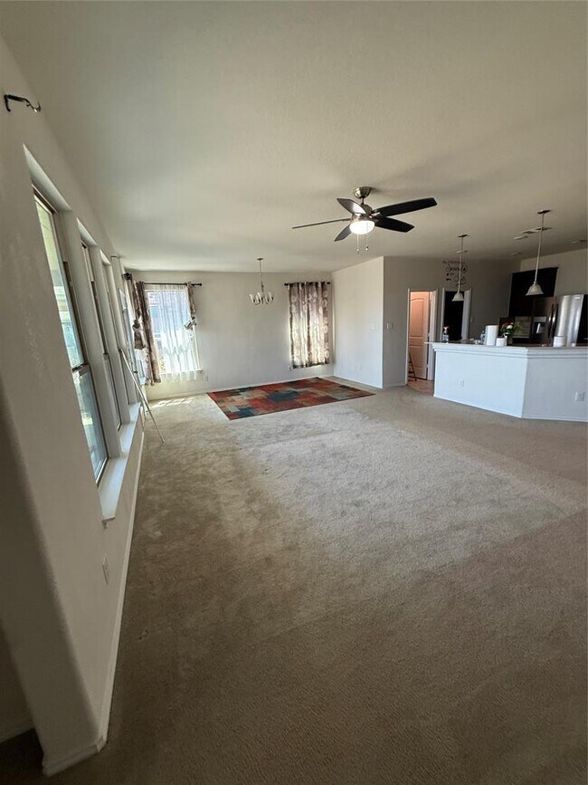 Building Photo - 16602 Brogan Ln