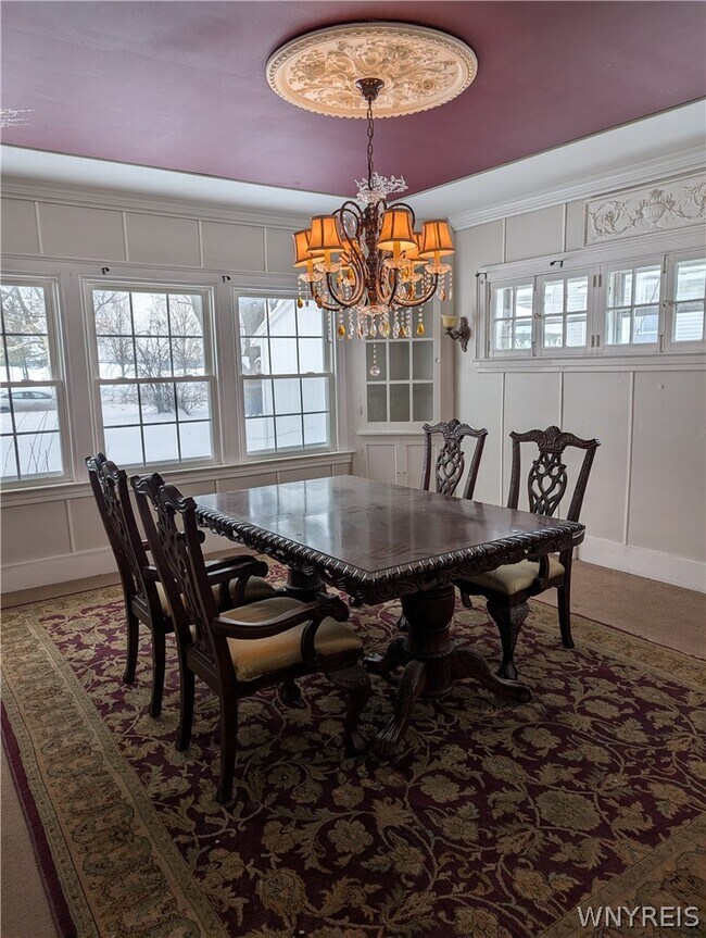 Building Photo - 5722 Buffalo Ave