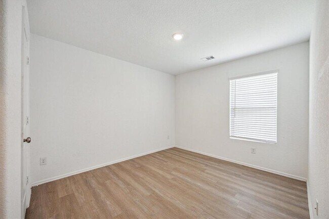 Building Photo - 26735 Wilderye Cv Ln