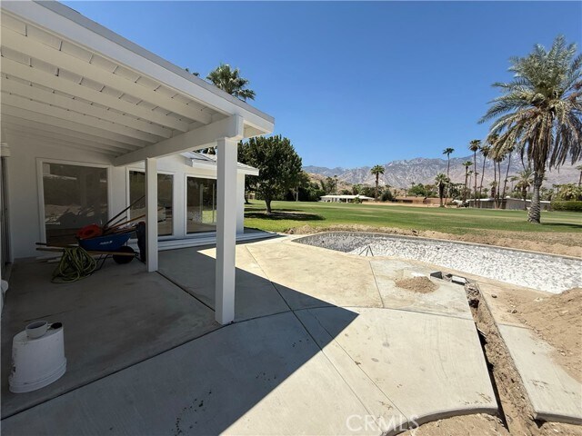 Building Photo - 170 N Palm Canyon Dr