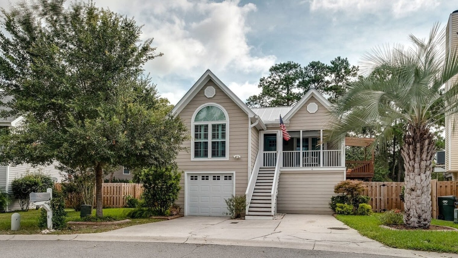 Building Photo - 4 Rivermist Ln