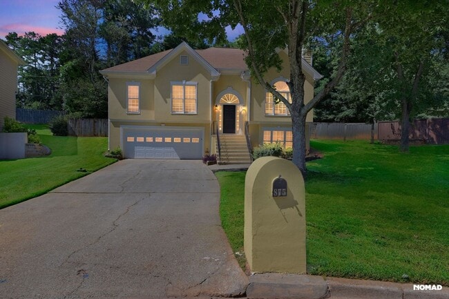 Building Photo - 875 Secret Cove Dr NE