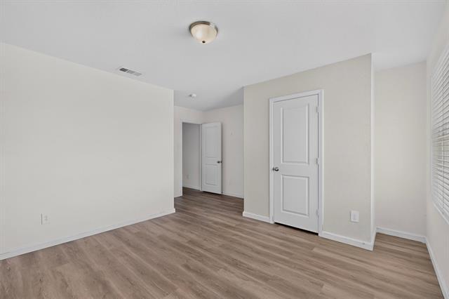 Building Photo - 702 Camden Dr