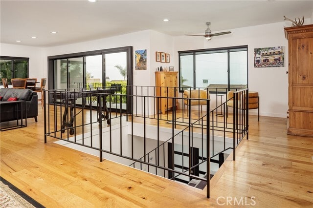 Building Photo - 2860 Zell Dr