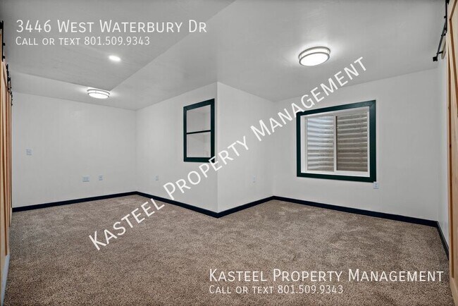 Building Photo - 3446 W Waterbury Dr