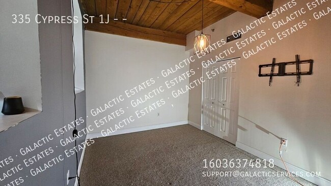 Building Photo - 335 Cypress St