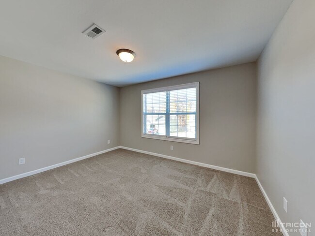 Building Photo - 1785 Rains Rd