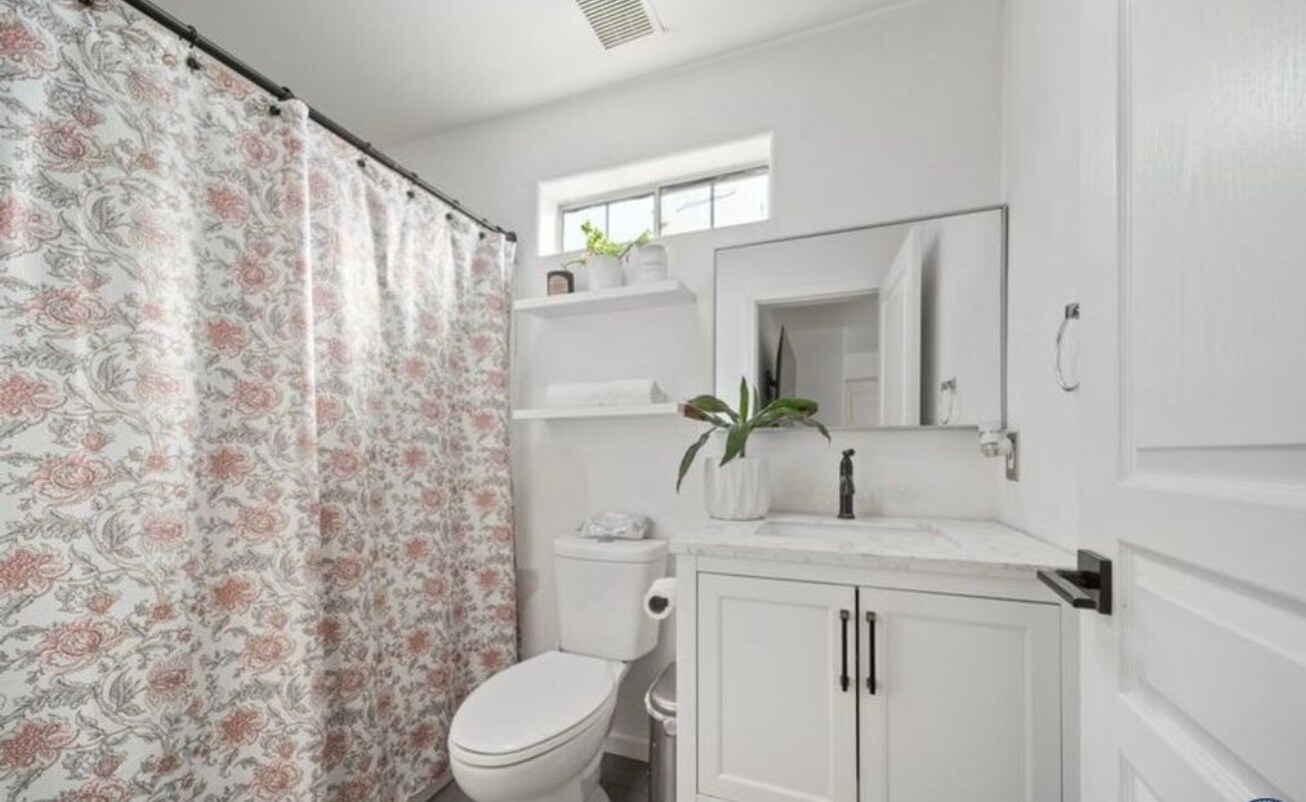 Building Photo - 1900 Rancho Frontera Ave