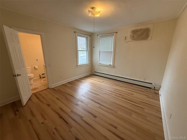 Building Photo - 4 St Marks Pl