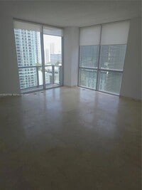 Building Photo - 1060 Brickell Ave