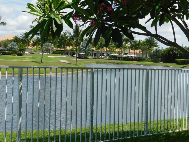 Building Photo - 6797 Southport Dr