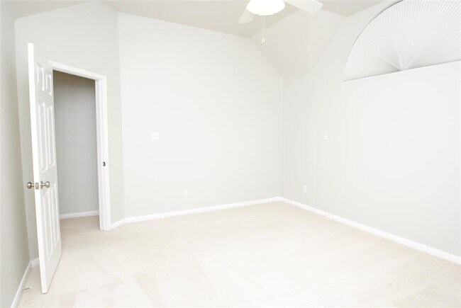 Building Photo - 20703 Spring Rose Dr