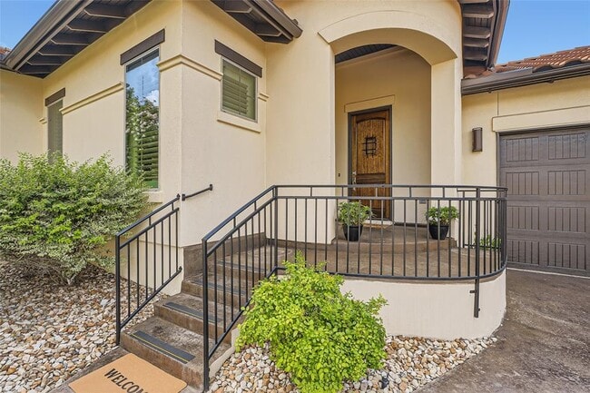 Building Photo - 13712 Golden Wave Loop