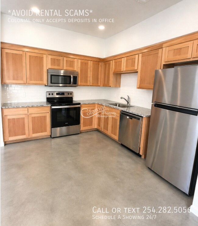 Building Photo - 3110 Stonewall Dr