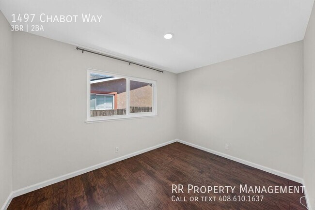 Building Photo - 1497 Chabot Way