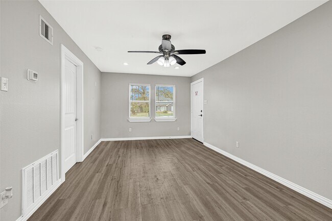 Building Photo - 4322 Alconbury Ln