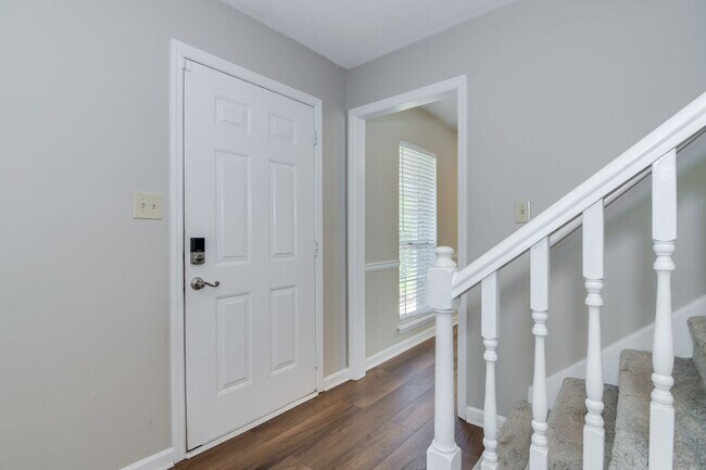 Building Photo - 321 Timberidge Dr