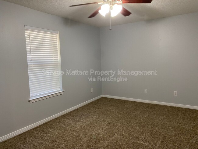 Building Photo - 5939 Ashton Woods Cir