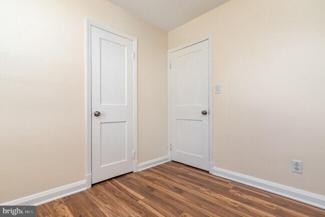 Building Photo - Renovated Rancher for rent in Rosedale!