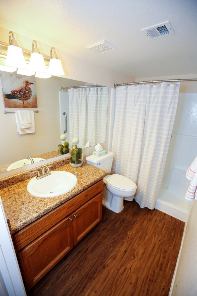 Building Photo - 7 W Mohawk Dr