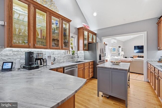 Building Photo - 5807 Blue Claw Ct