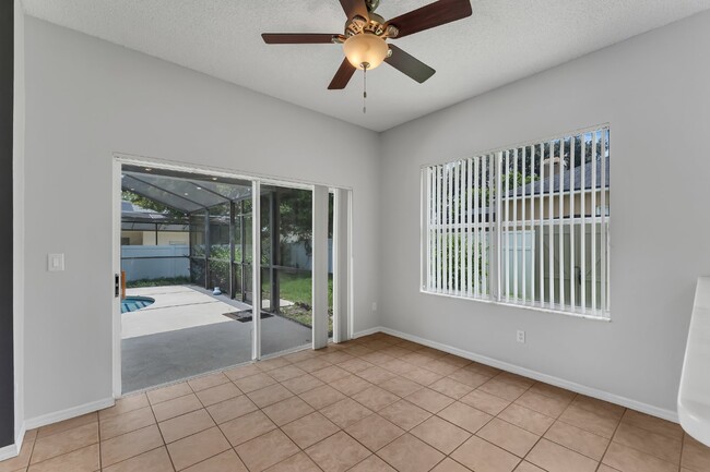 Building Photo - Spacious 6-bedroom, 3-bathroom Tuska ridge...