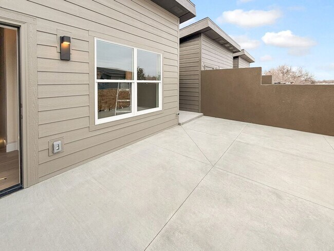Building Photo - New Construction 4-Bedroom Residence in Garden City  — Pet-Friendly, Easy Commute, Close to Shopp...