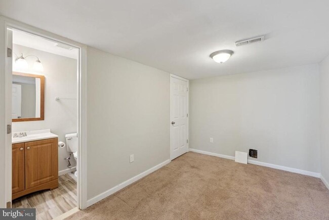 Building Photo - 7671 Wolford Way