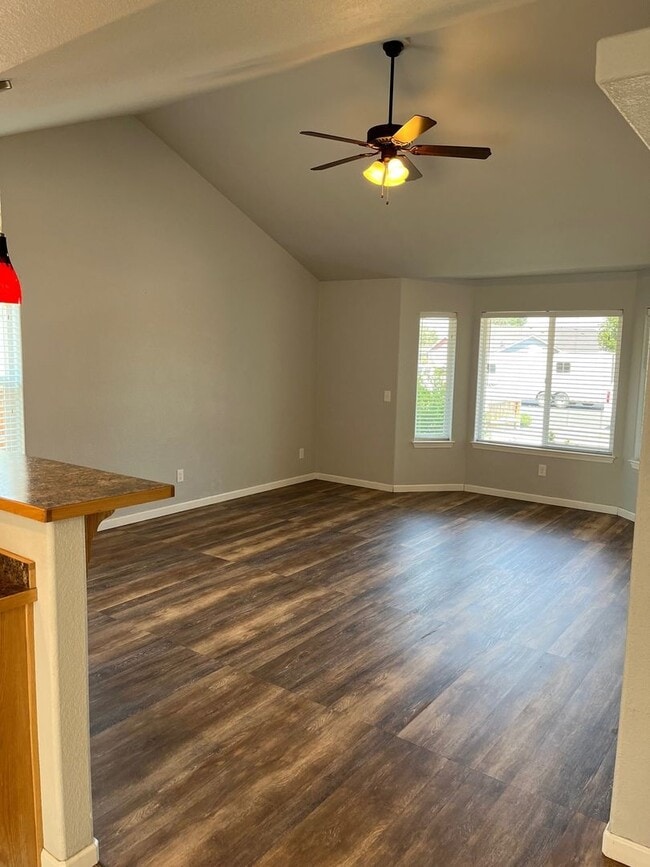 Building Photo - 7451 Golden Trail
