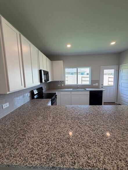 Building Photo - 2612 Towy Rd