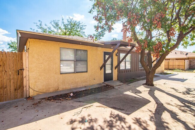 Building Photo - 6103 38th St