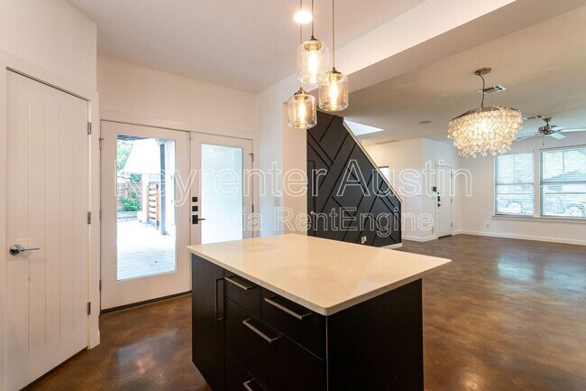 Building Photo - 3607 Marcae Ct