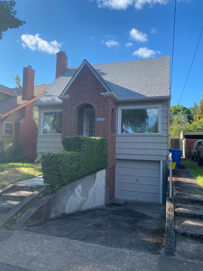 Primary Photo - Charming Mt. Tabor Home with Loft & Baseme...
