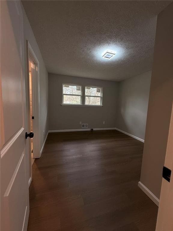 Building Photo - 1055 Pinecrest Dr